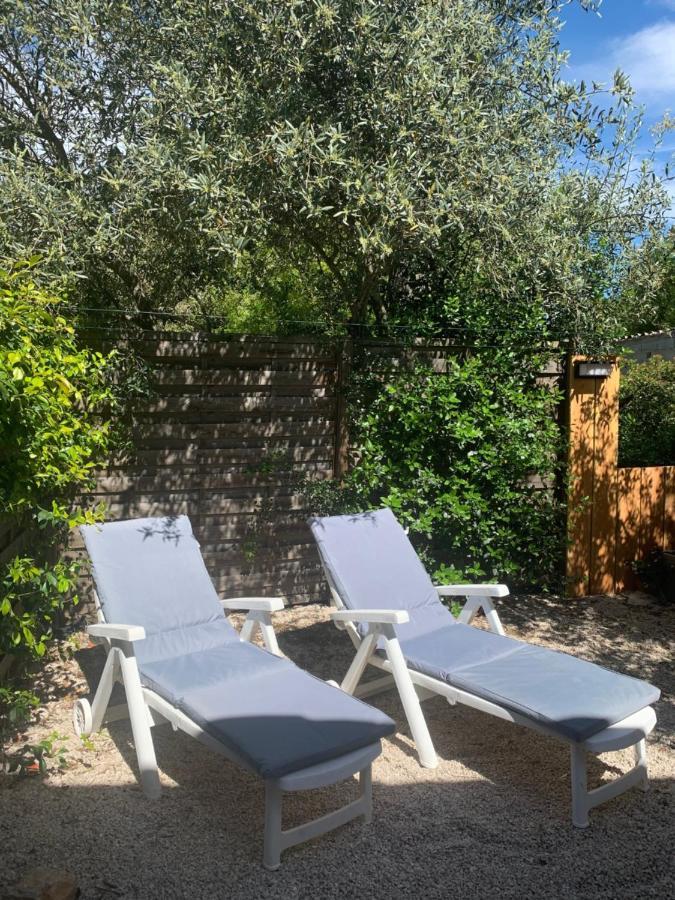 Joli Studio Independant 20M² Avec Jardin Saint-Maximin Dış mekan fotoğraf